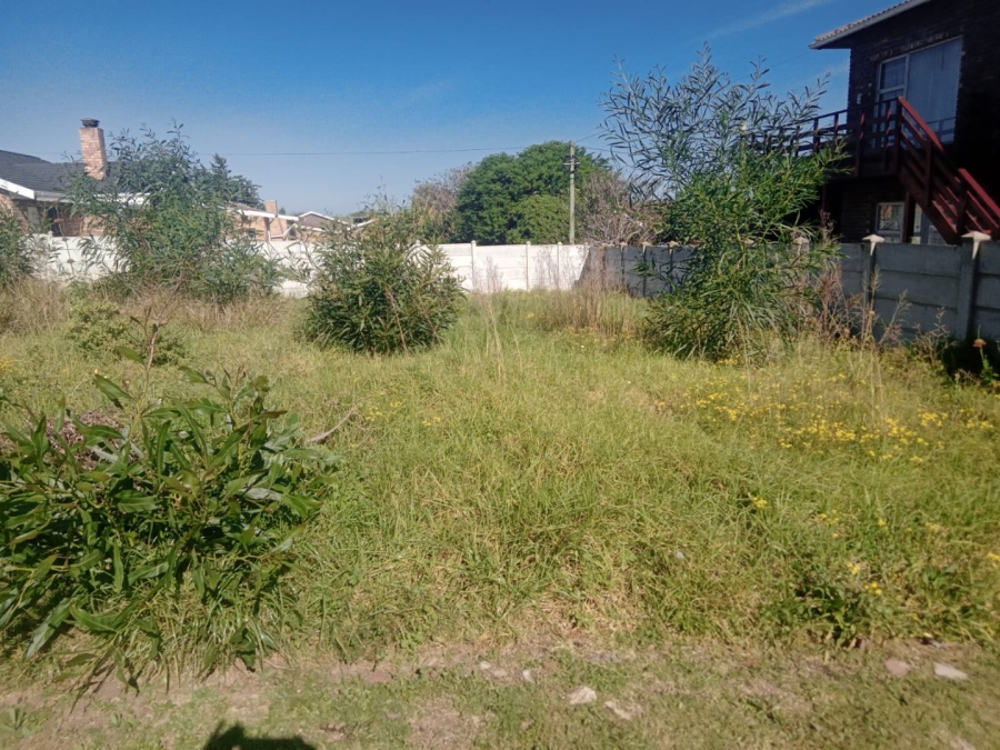Commercial Property for Sale in Wavecrest Eastern Cape